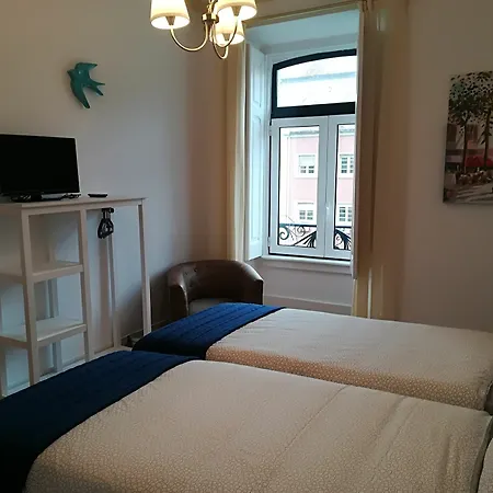 Rainbow 56 בית הארחה ליסבון